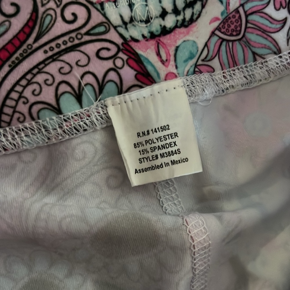 Skull Shorts - Picture 3 of 6